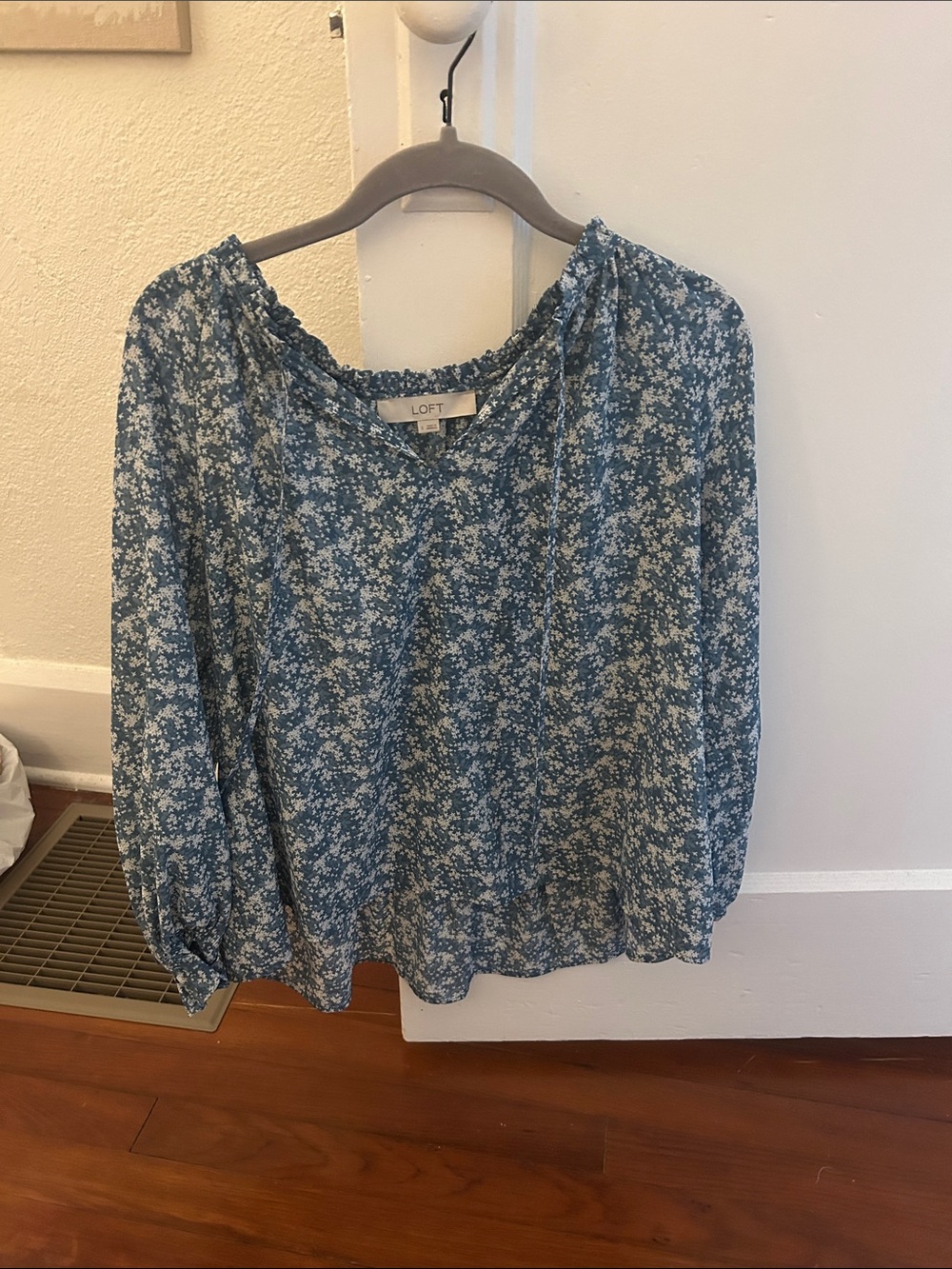 LOFT Blue Floral Peasant Blouse S